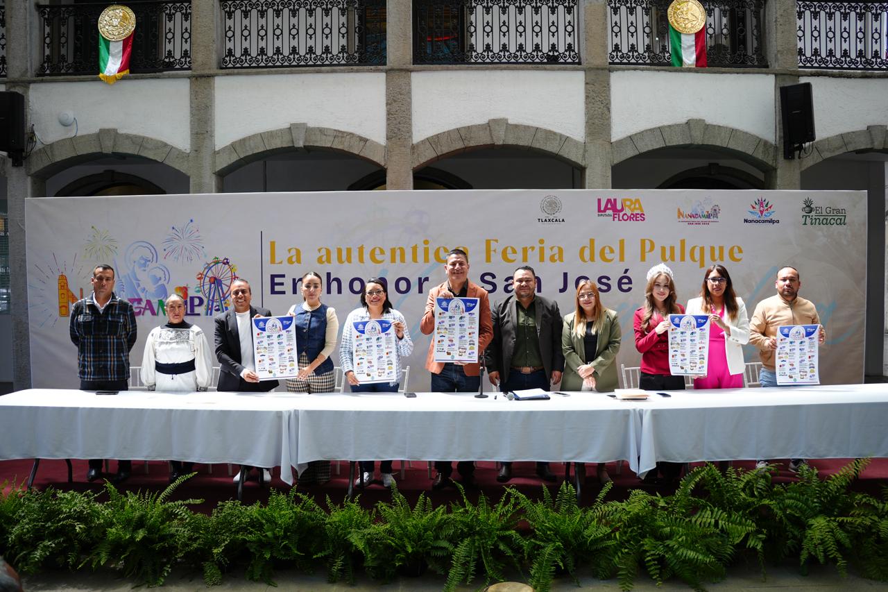 Acompaña Laura Yamili Flores presentación de la Feria de Nanacamilpa en el Congreso